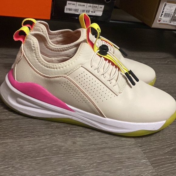 Clove - Picture 4 of 5